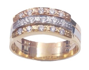 GOLD RING