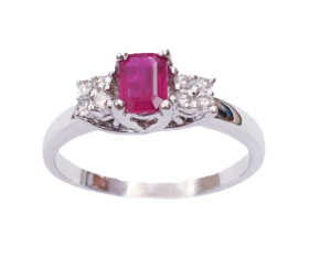 DIAMOND RUBY RING