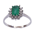 DIAMOND EMERALD RING