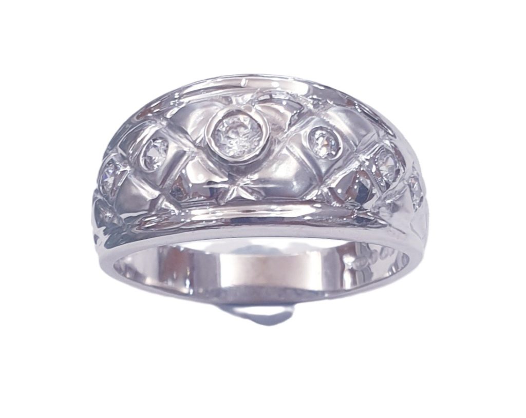 GOLD RING