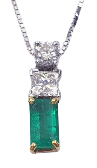 EMERALD DIAMOND NECKLACE