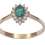 EMERALD DIAMOND RING