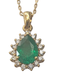 EMERALD DIAMOND NECKLACE