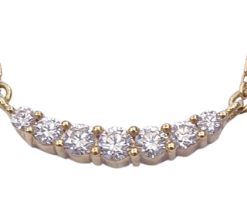 DIAMOND NECKLACE