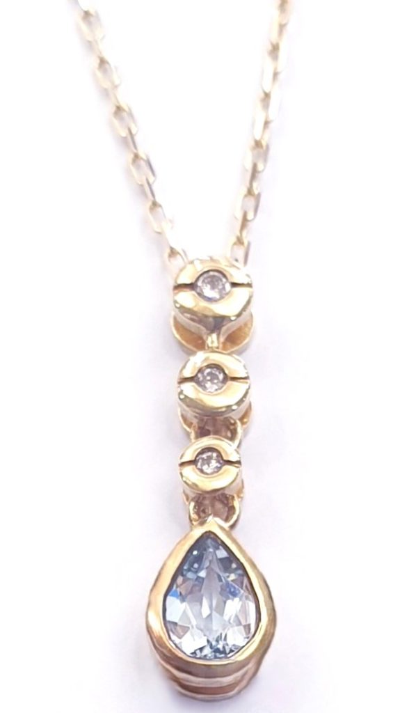 DIAMOND NECKLACE
