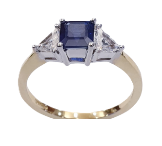 DIAMOND SAPPHIRE RING