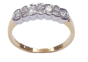 DIAMOND RING