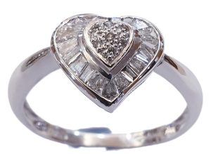 DIAMOND RING