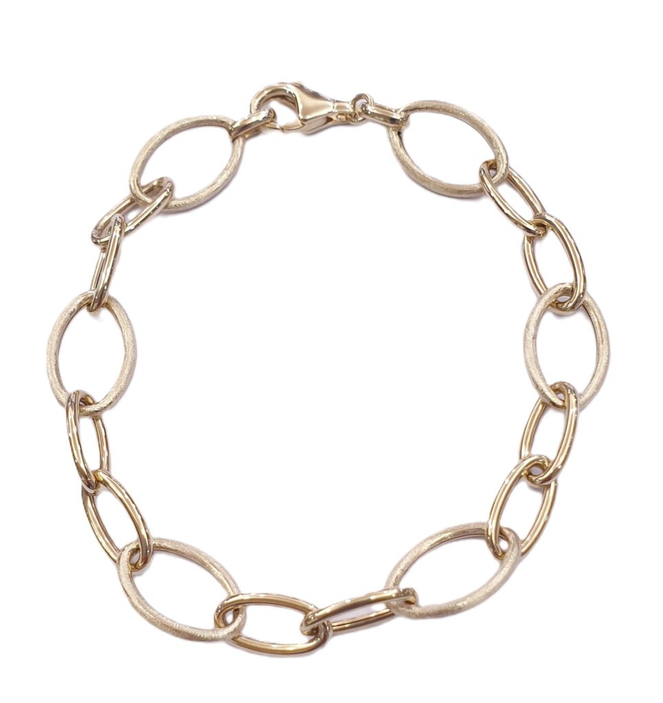 GOLD BRACELET