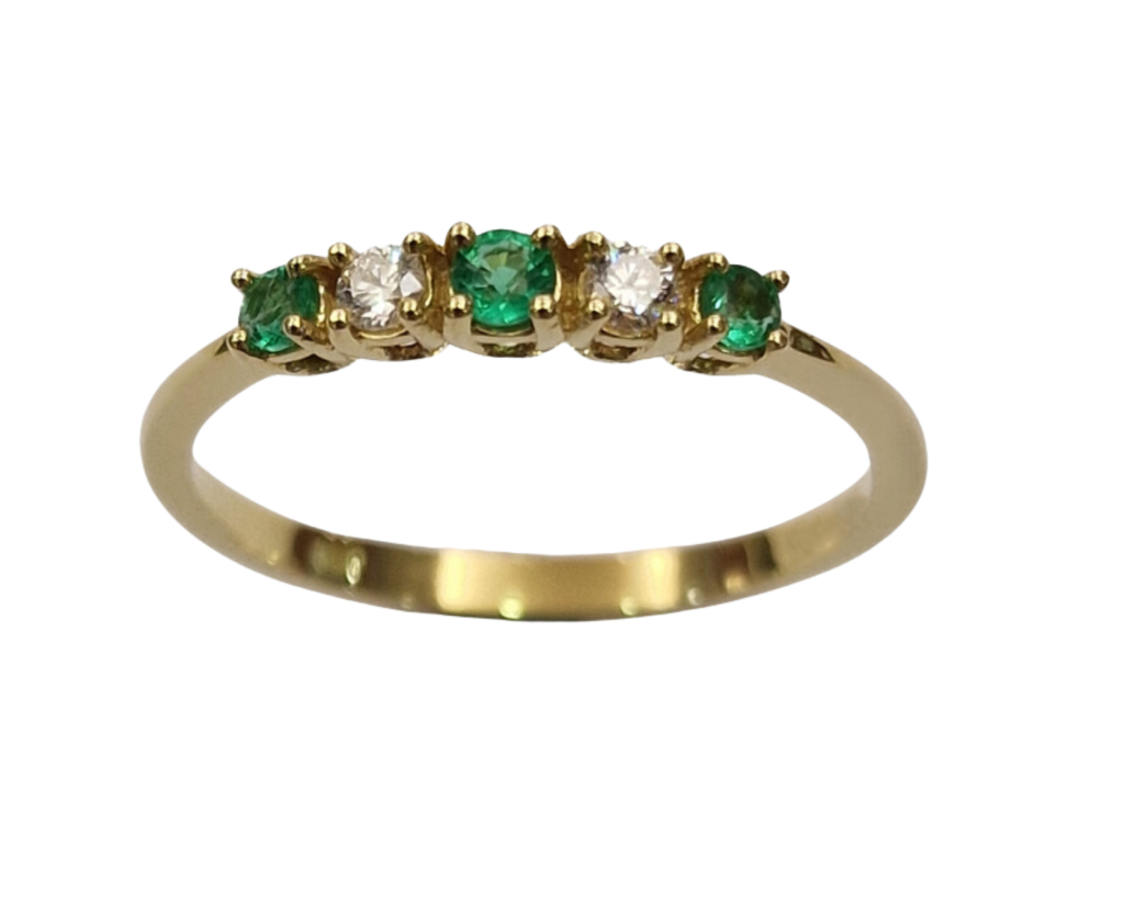 DIAMOND EMERALD RING