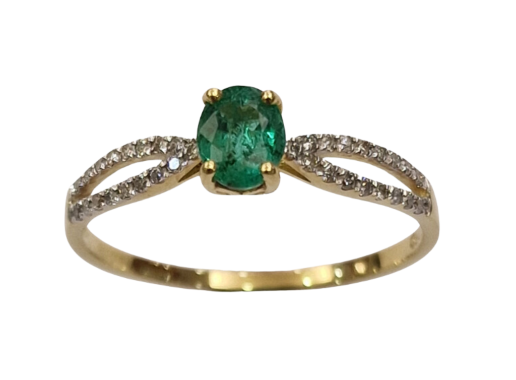 DIAMOND EMERALD RING