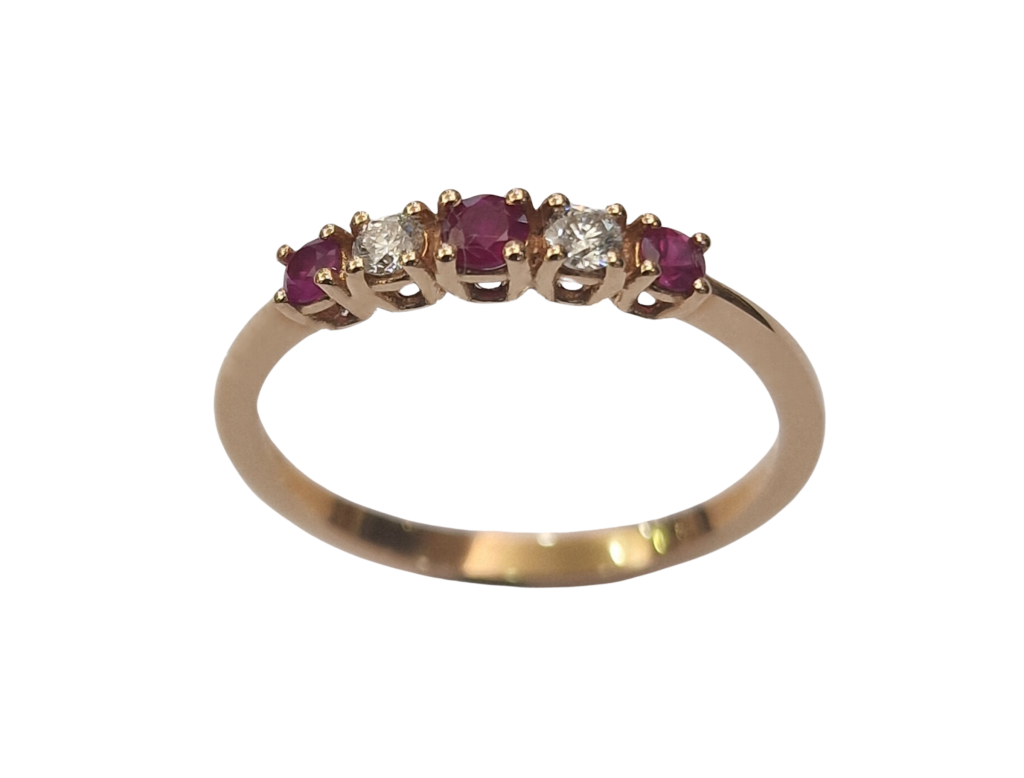 DIAMOND RUBY RING