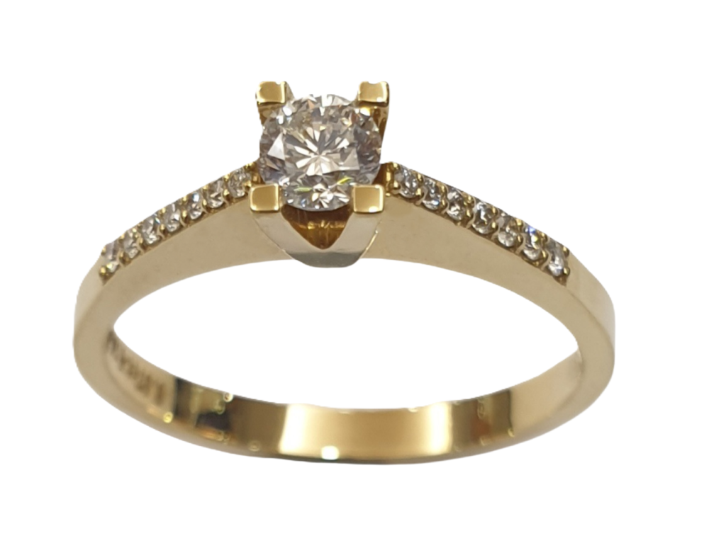 DIAMOND RING