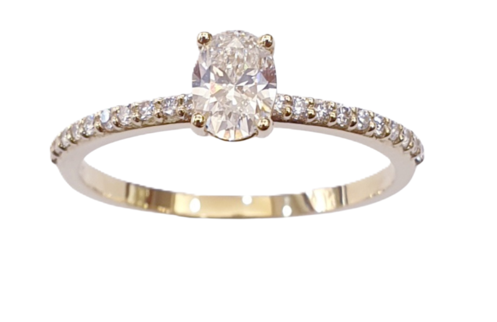 DIAMOND RING