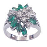 EMERALD DIAMOND RING